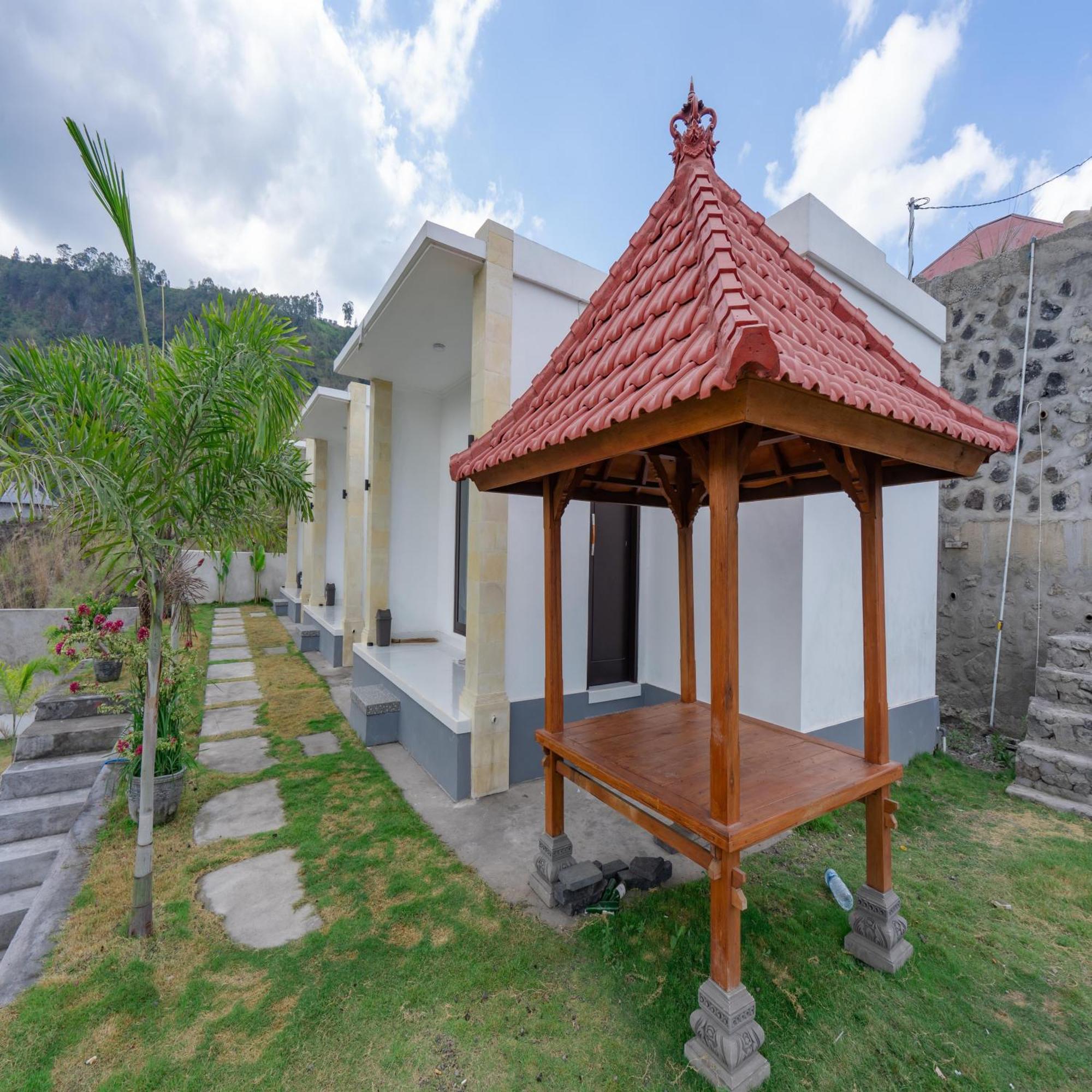 Batur Kencana Villa Mitra Reddoorz Baturaja  Extérieur photo
