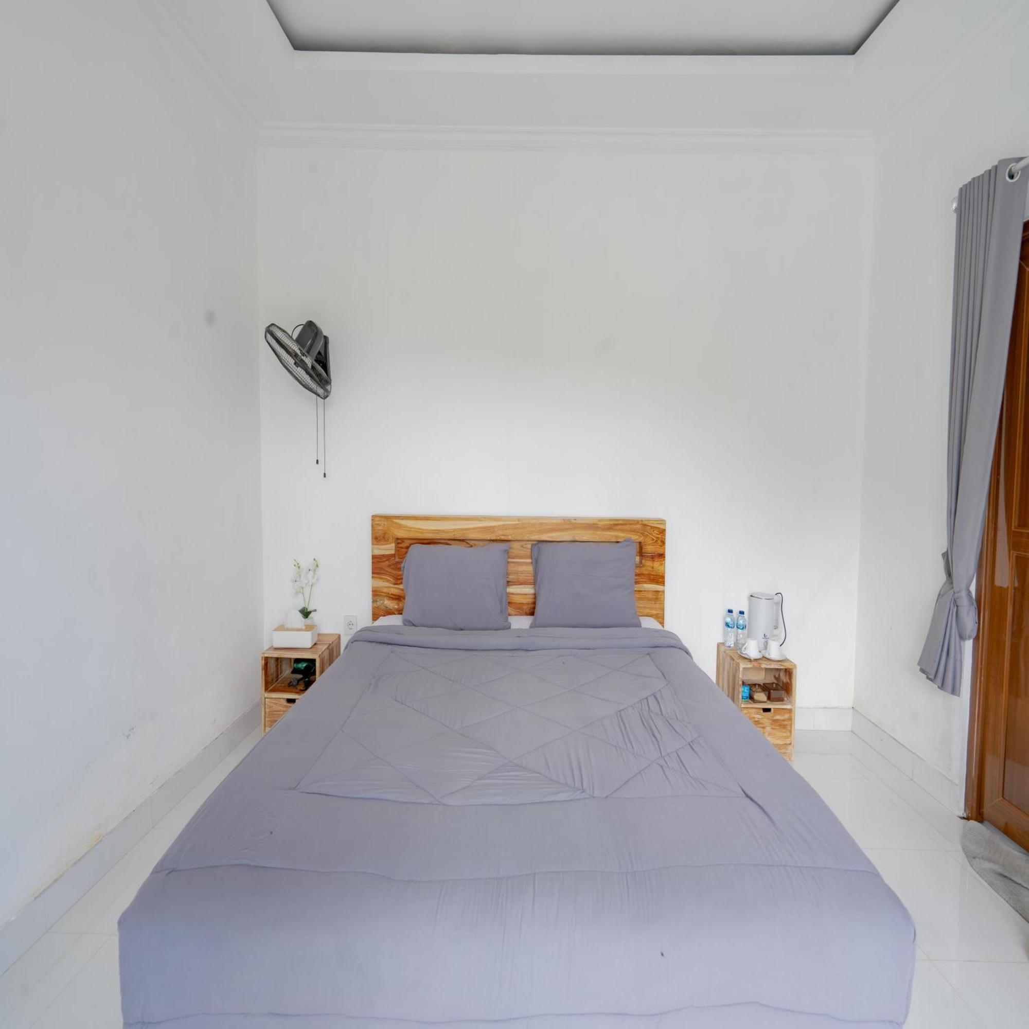 Batur Kencana Villa Mitra Reddoorz Baturaja  Extérieur photo